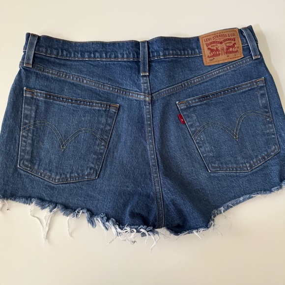Levi’s 501 Cut Off Denim Jeans Button Fly Shorts Women’s size 29 - Picture 3 of 11